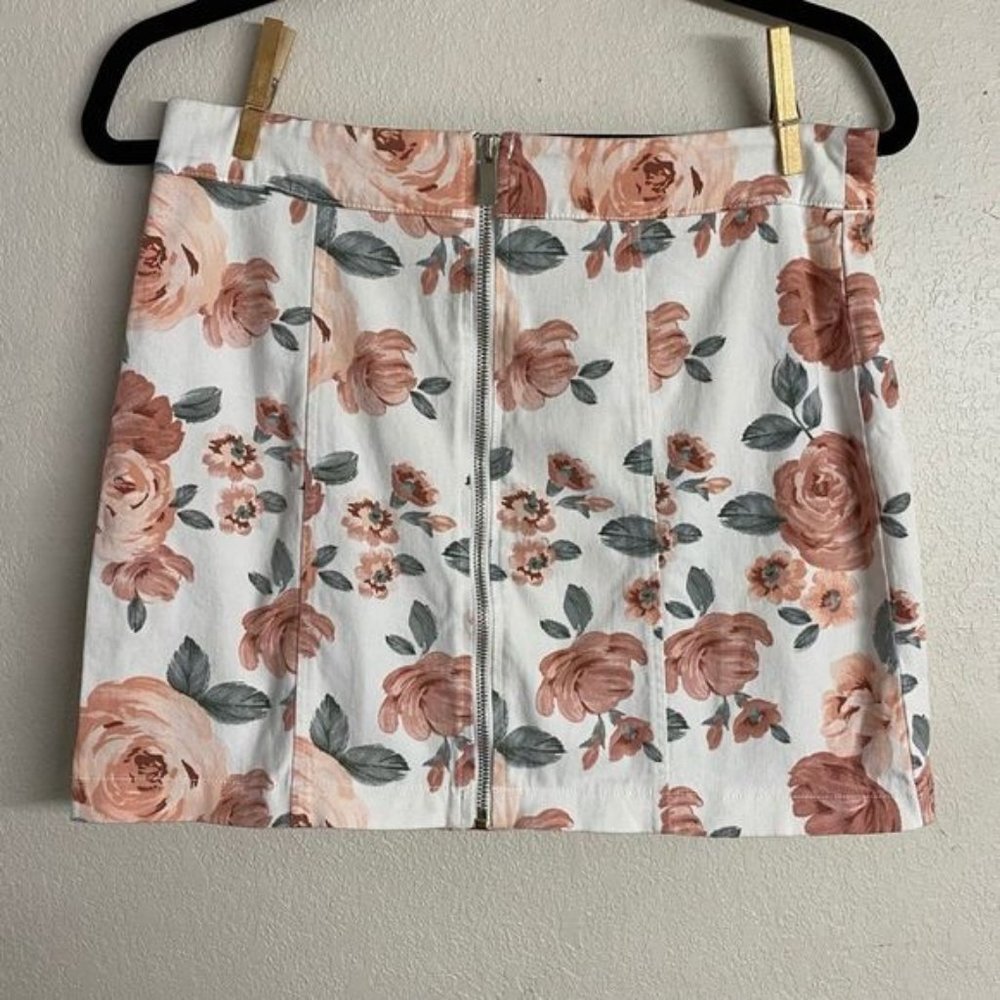 4/$20 Floral Skirt with zipper detail-Forever 21-L